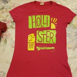 Hollister tshirt